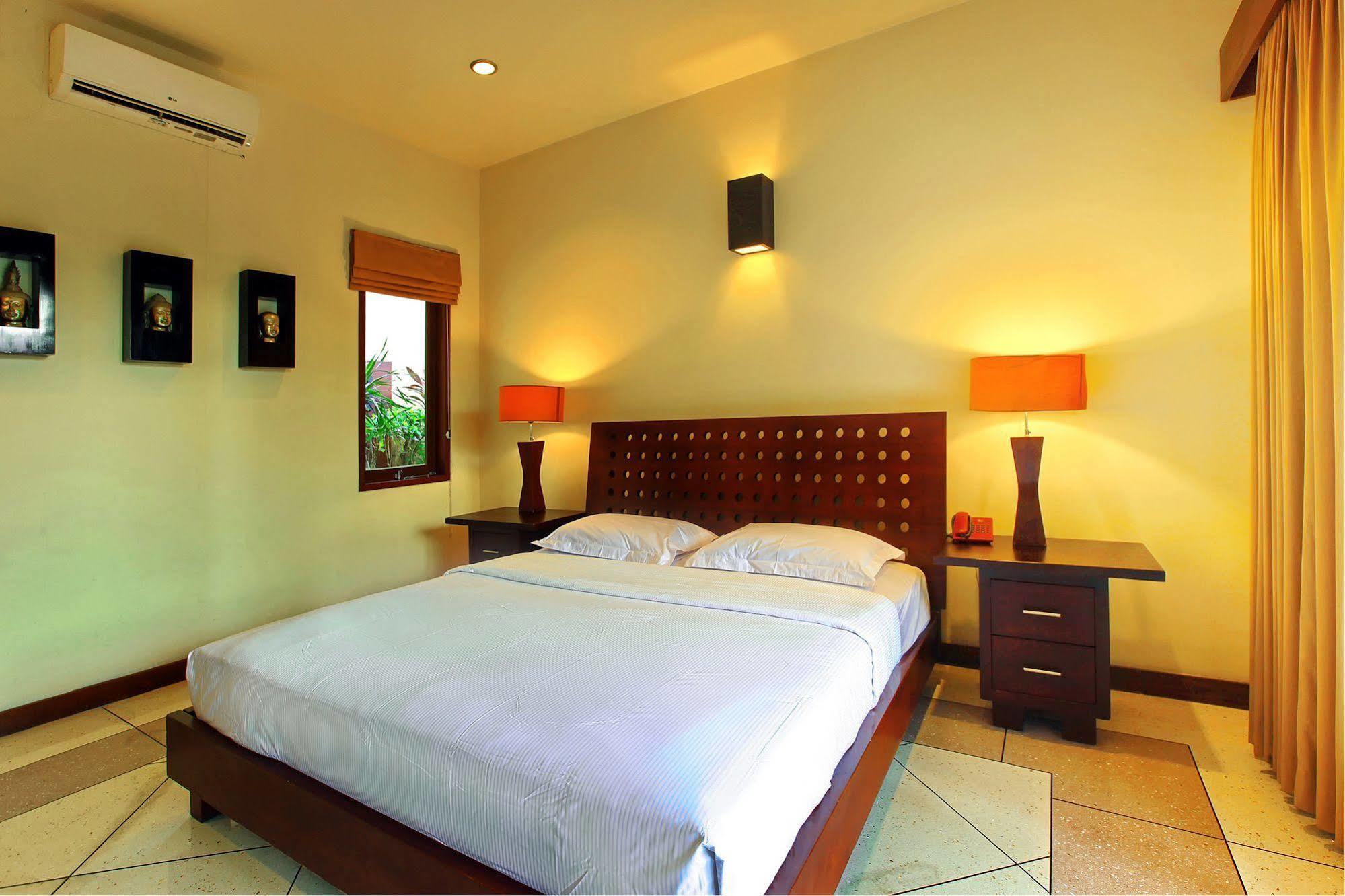 Mutiara Jimbaran Villas Kuta Selatan Exterior photo