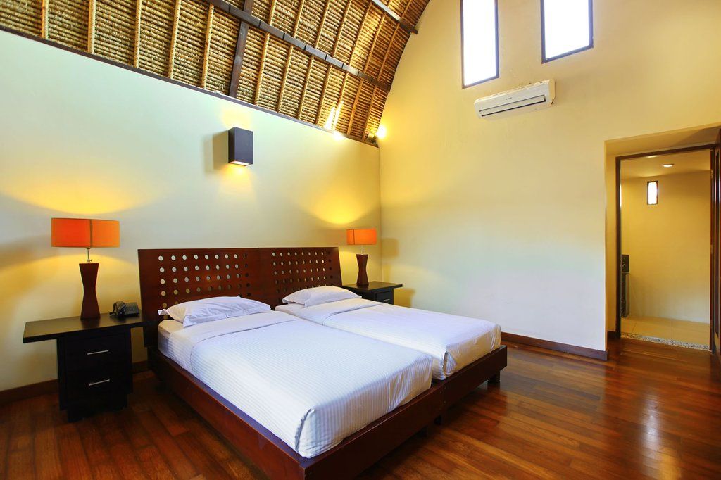 Mutiara Jimbaran Villas Kuta Selatan Exterior photo